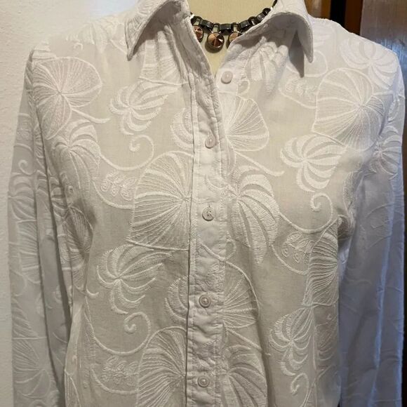 EUC Talbots Adjustable Long-sleeve Button Down Textured Shirt Size Small #111 - Picture 7 of 8
